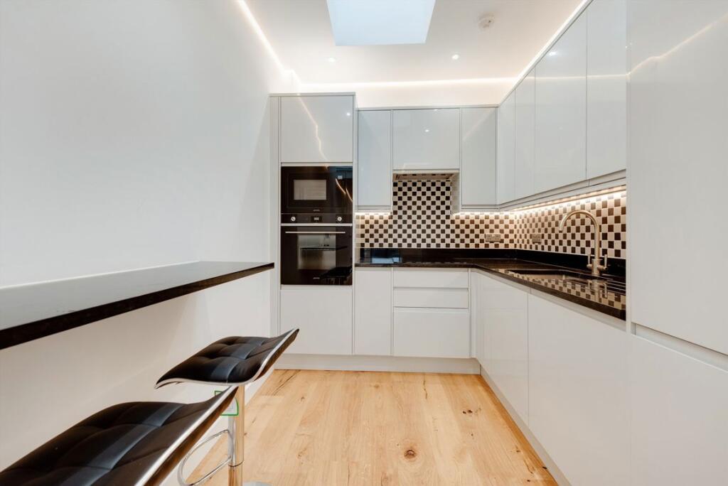 Highview Road, Ealing photo 3