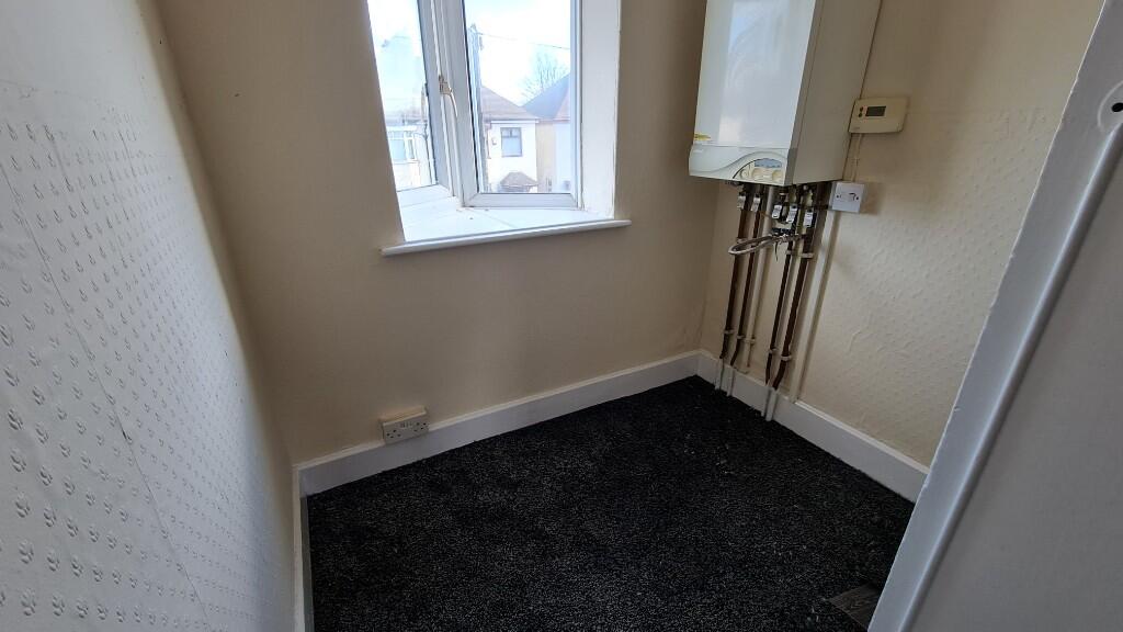 Additional image 9 of Lynton Avenue, West Bromwich,West Midlands, B71