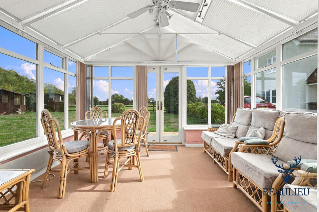 House in Chelmsford, Boreham - View 4