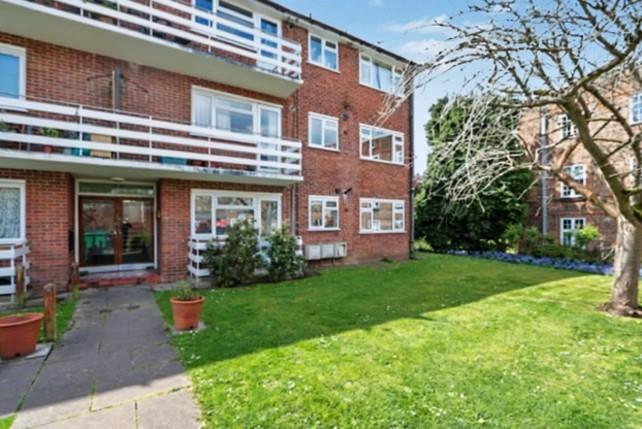 Main image of property: St Andrews Square, Surbiton KT6 
