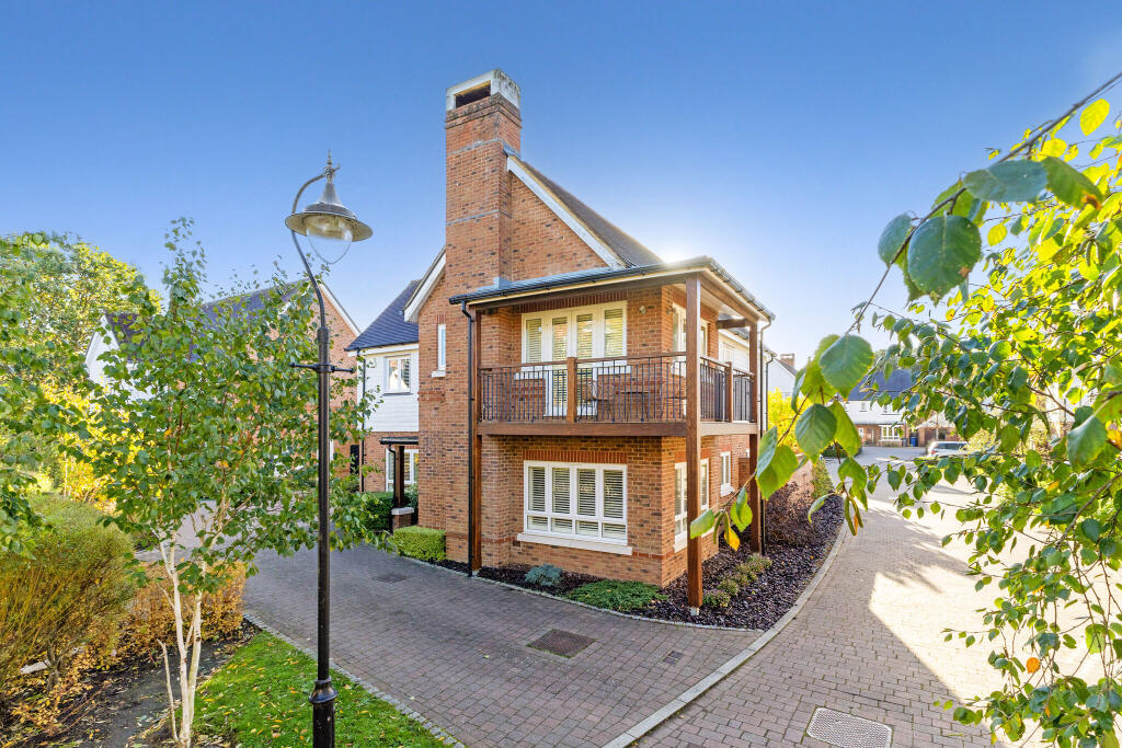 Main image of property: Pennyroyal, Fleet, GU51