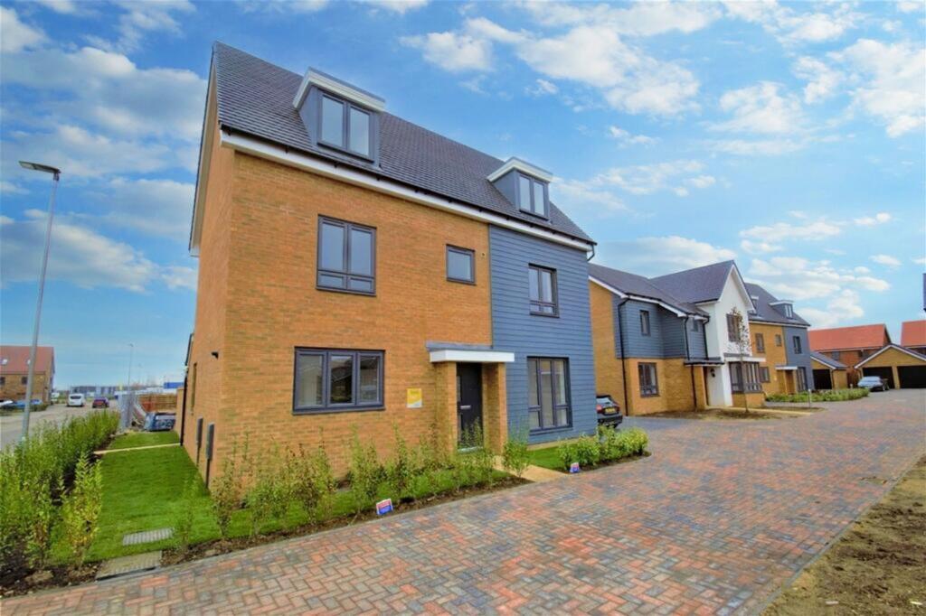 Main image of property: Allen Court, Wootton, MK43
