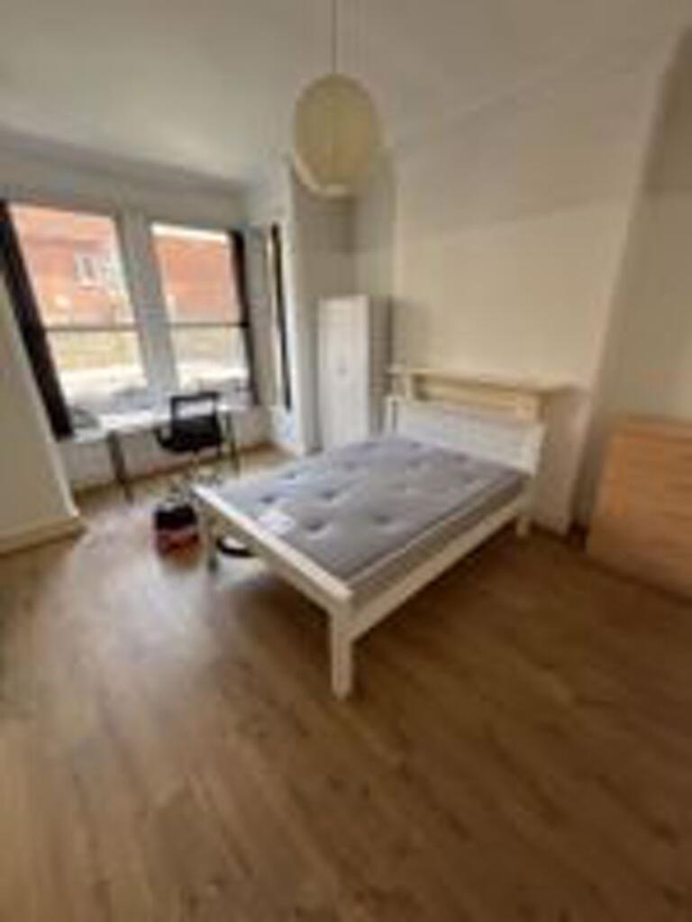House in Nottingham, Radford - More