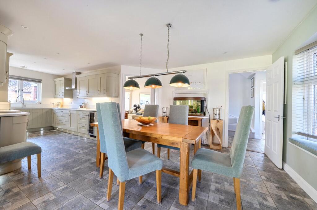 House in Taunton, Rowbarton - View 4