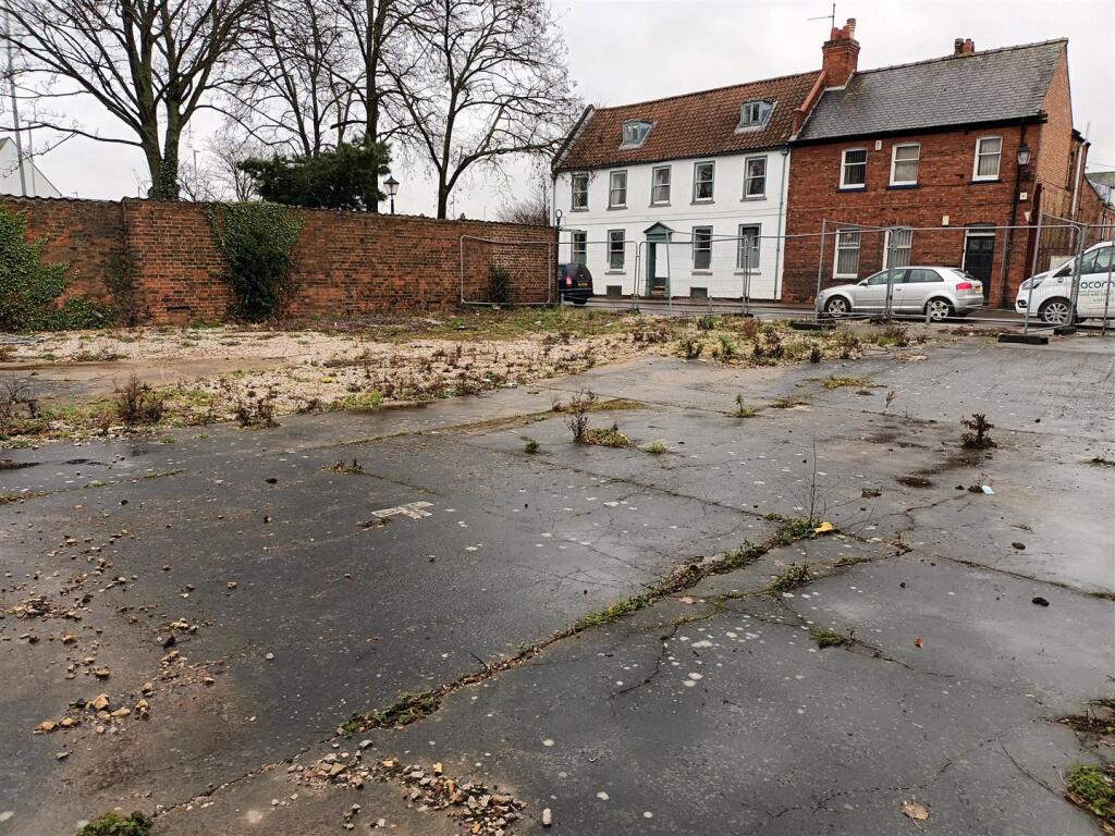 Main image of property: High Street, Boston