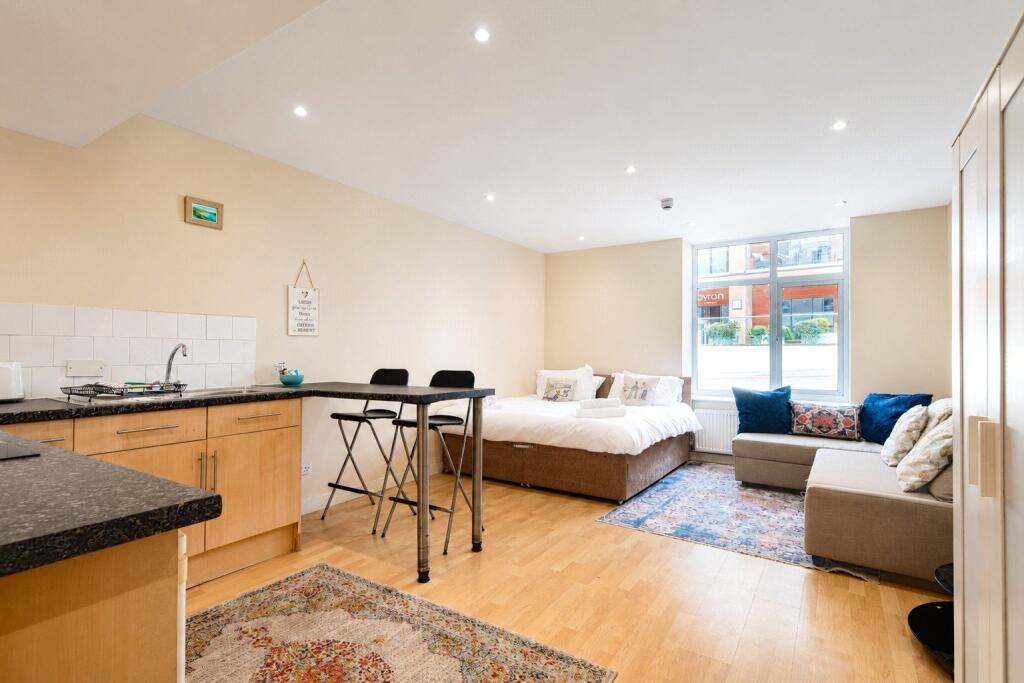 Beach Road, Woolacombe, Devon, EX34 photo 3