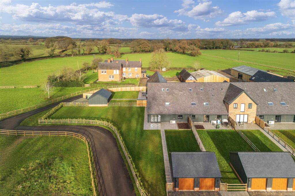 Stoke Hall Lane, Nantwich, CW5 photo 5