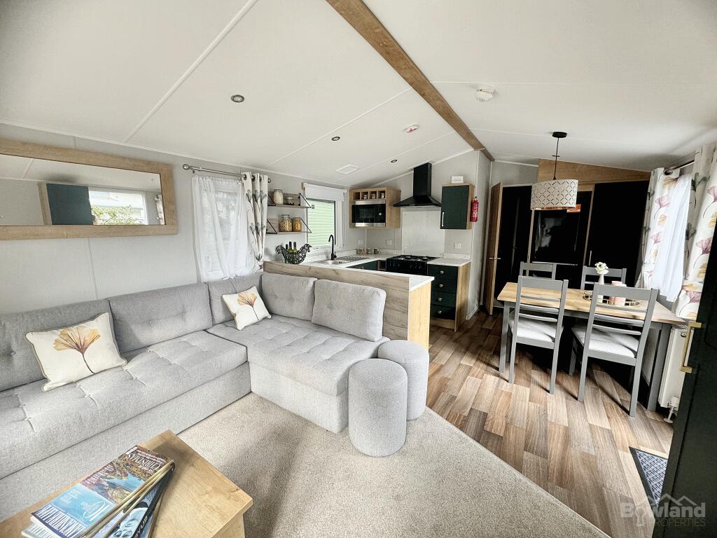 Willerby Sierra - Fell End Holiday Park Slackhead Road, Hale LA7 7BS photo 4