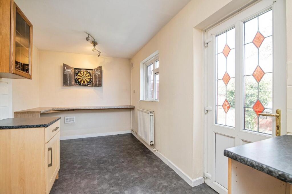 House in Dudley - View 5
