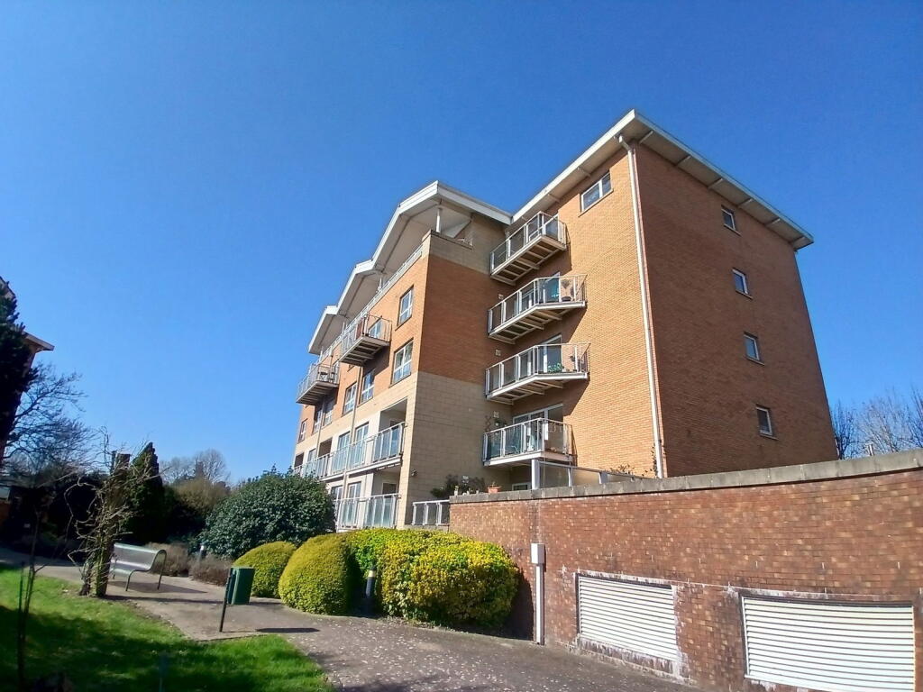 Main image of property: Chandlery Way, Cardiff, CF10 5NN