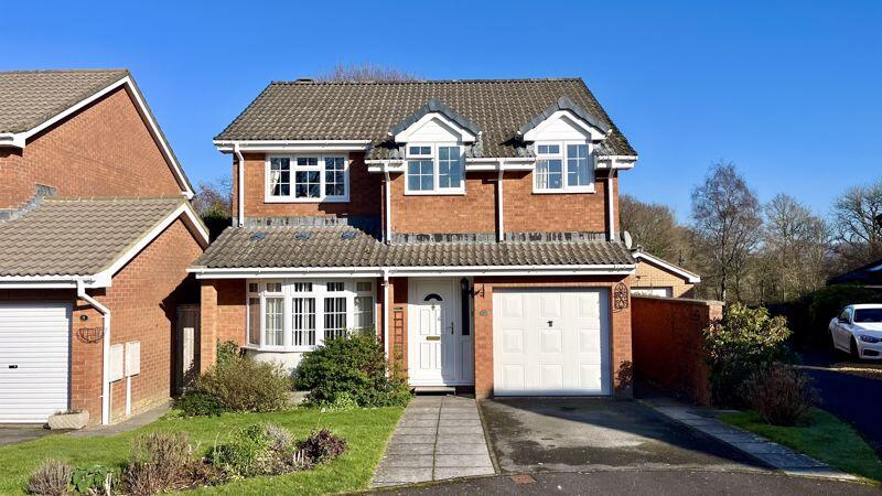 4-bed detached on Cloudberry Close, Chard, Somerset TA20, £350,000