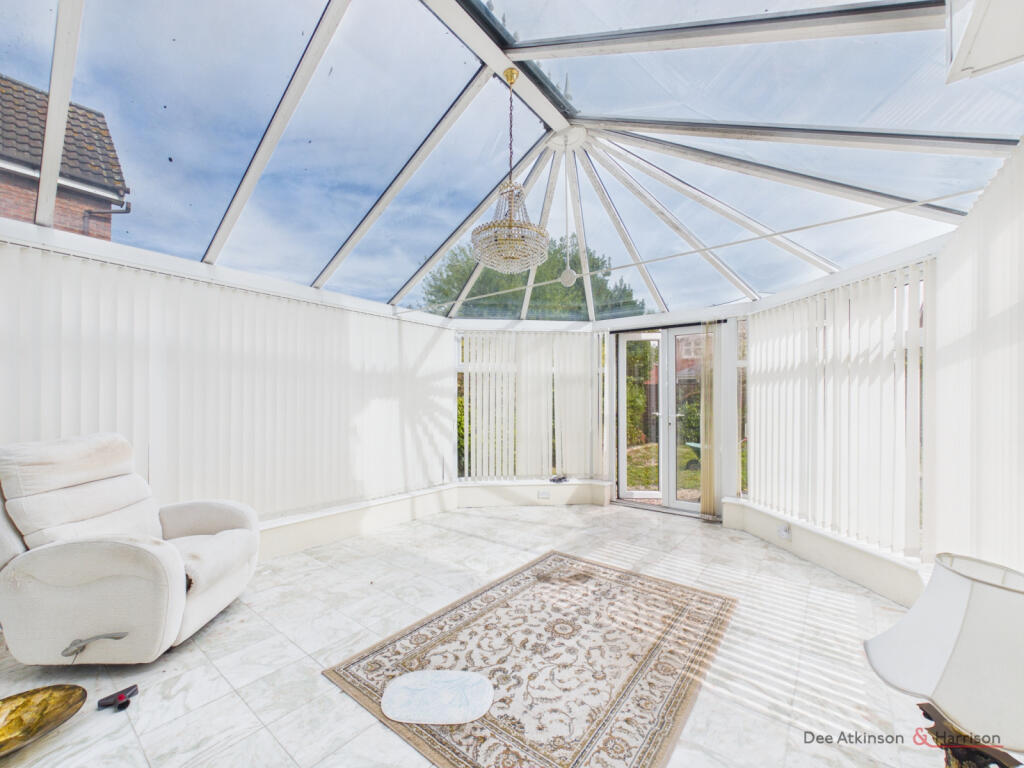 House in Hull - View 4