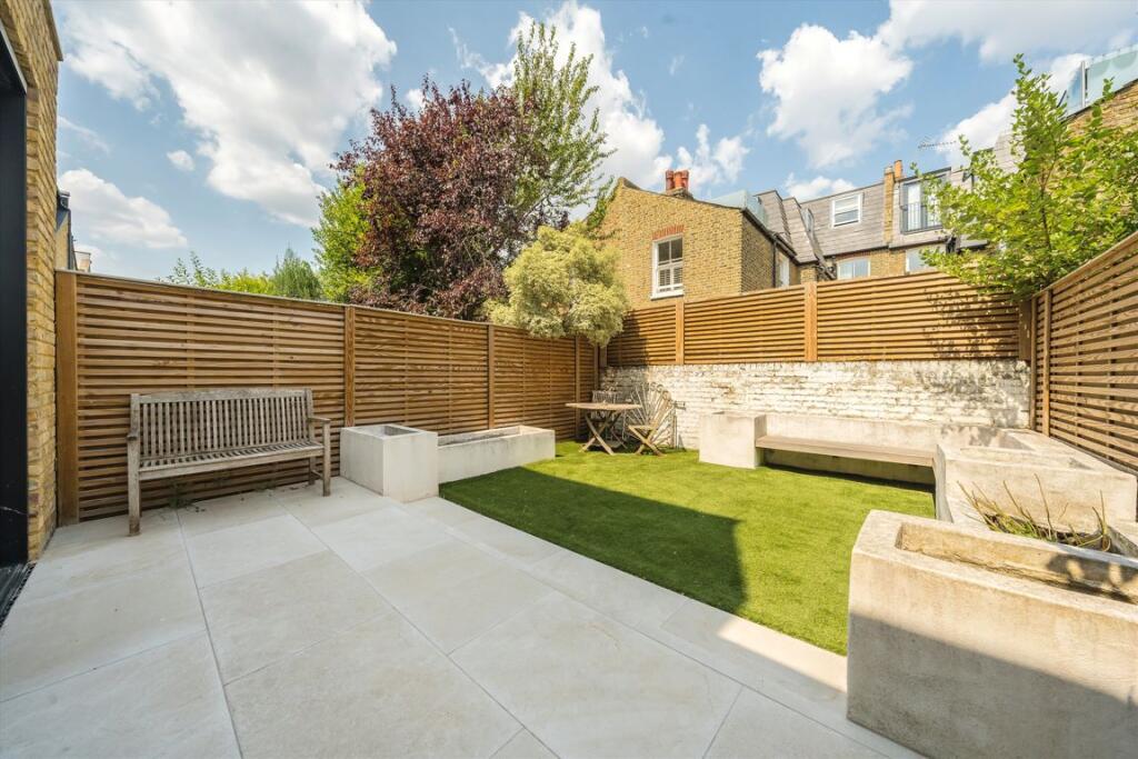 Property photo 11
