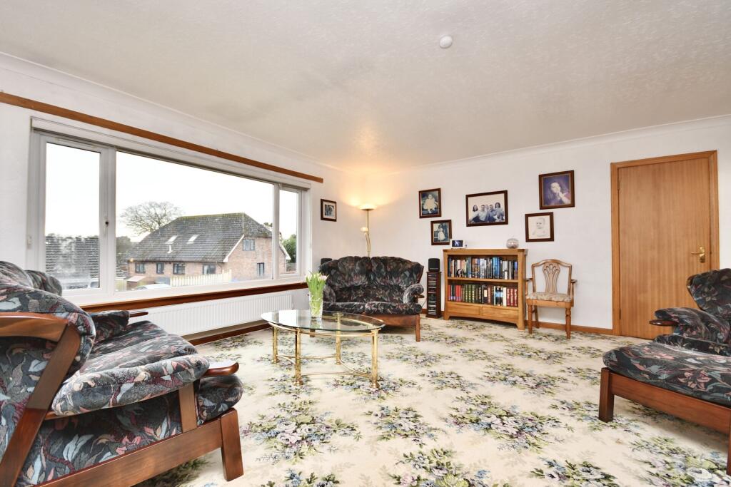 1 Chestnut Grove, Coylton, KA6 6LL photo 3