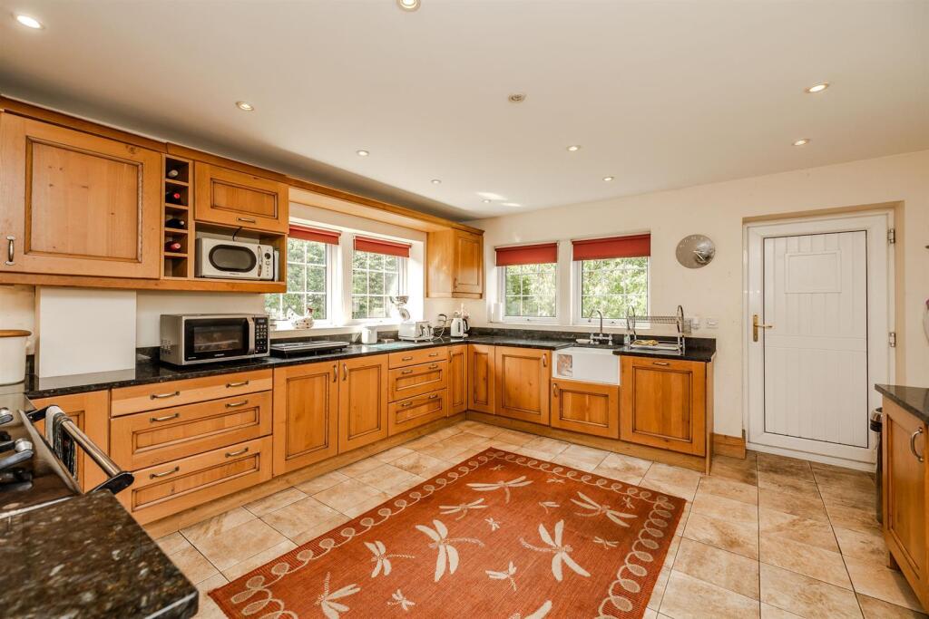House in Newcastle upon Tyne - View 5