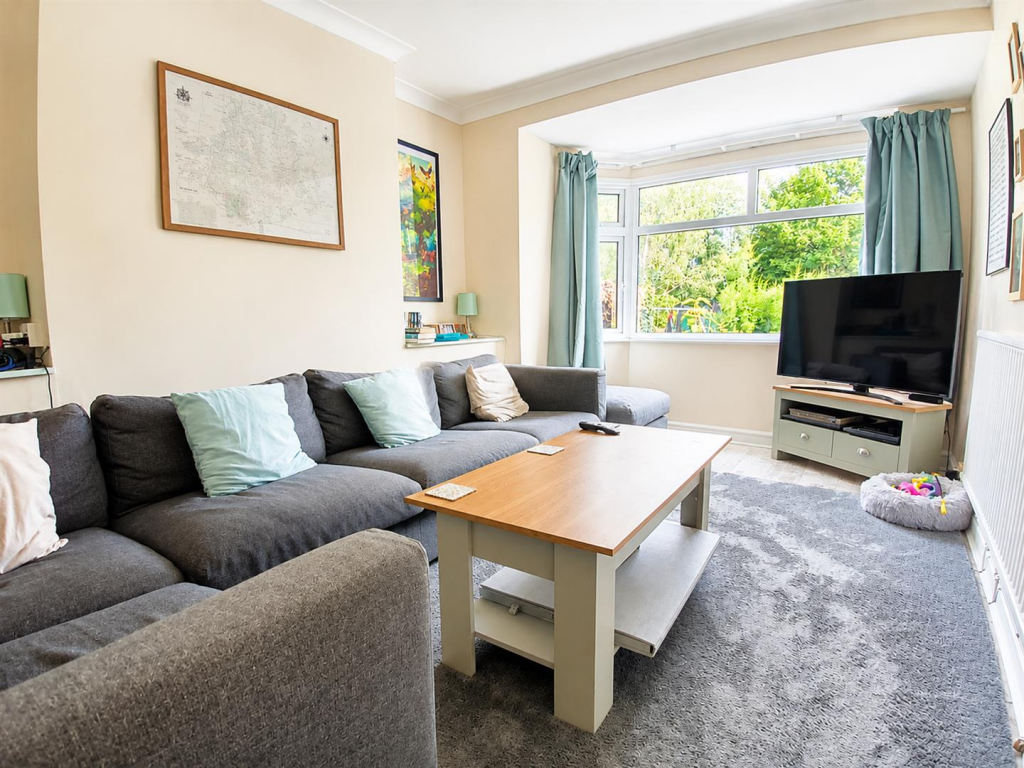 House in Nuneaton and Bedworth, Lower Farm Estates, Weddington - View 2