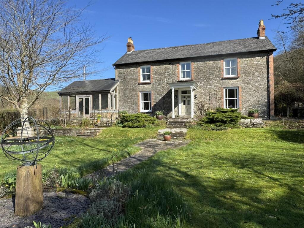 Main image of property: Lower Chapel, Brecon