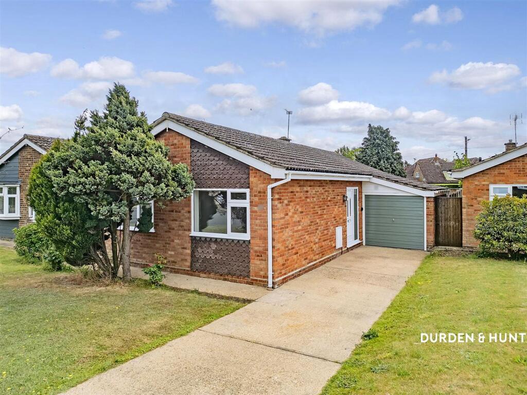 Main image of property: Feedhams Close, Wivenhoe, CO7