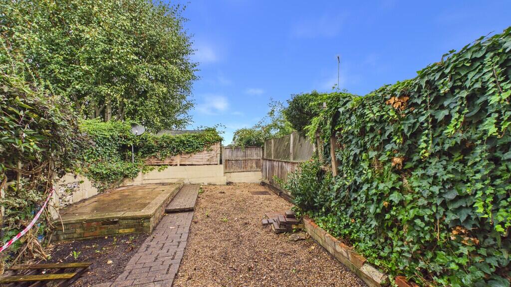 House in Ipswich - View 3