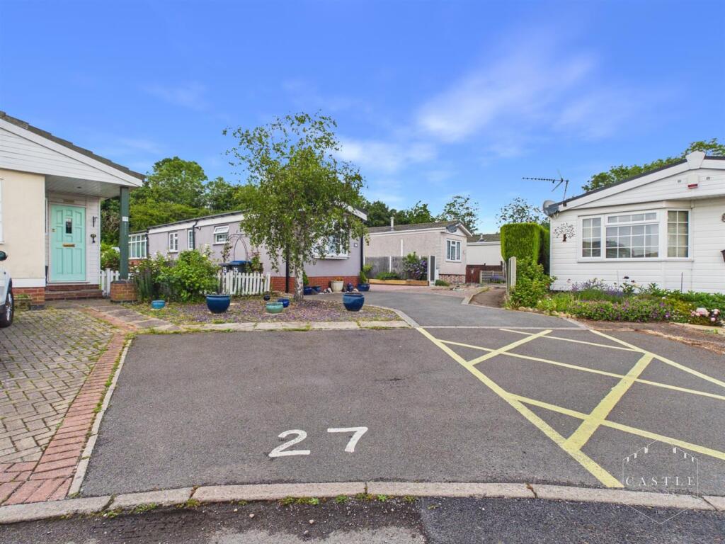 House in Hinckley and Bosworth, Wykin - View 3