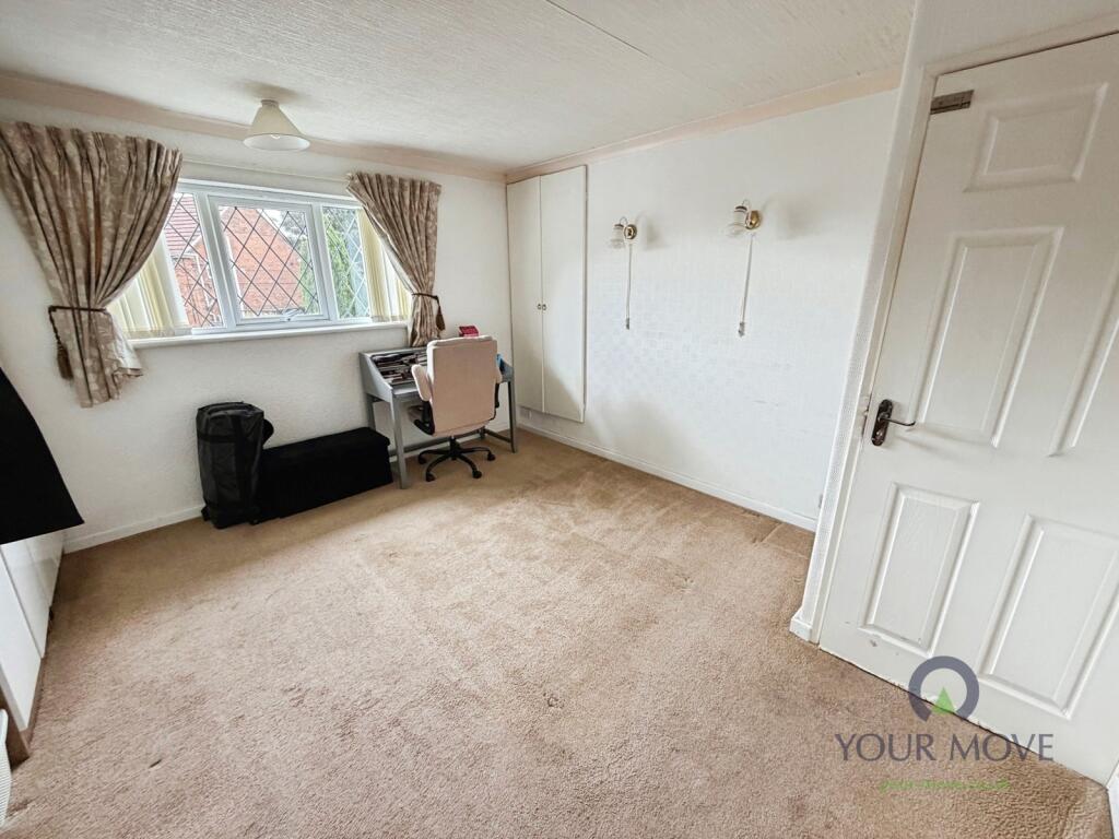 House in Stoke-on-Trent - More