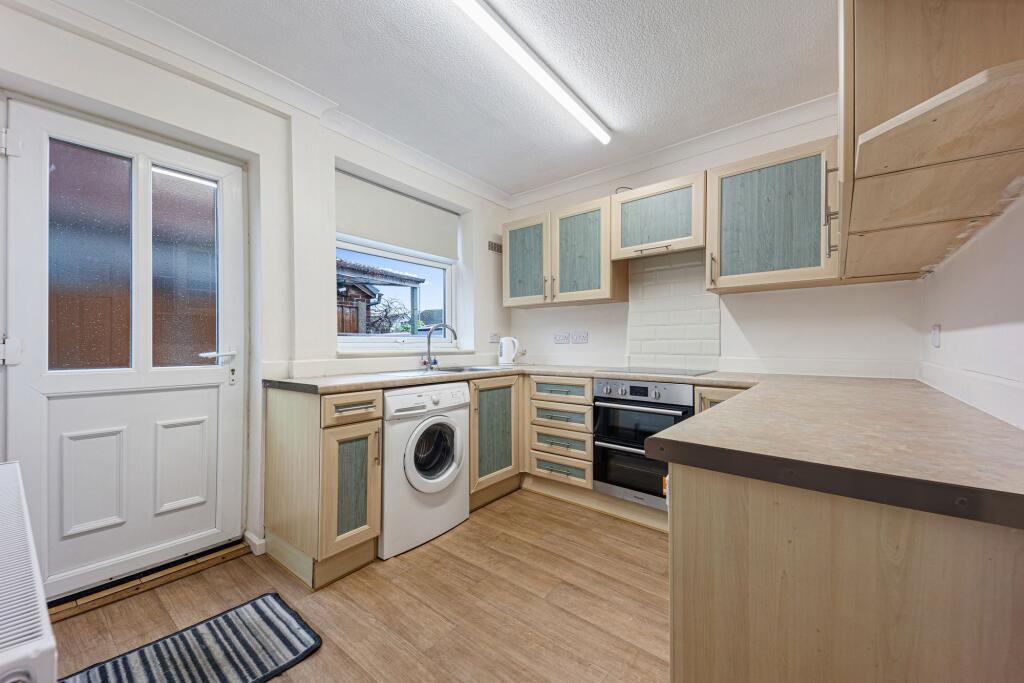 Bettison Avenue, Leigh, WN7 photo 3