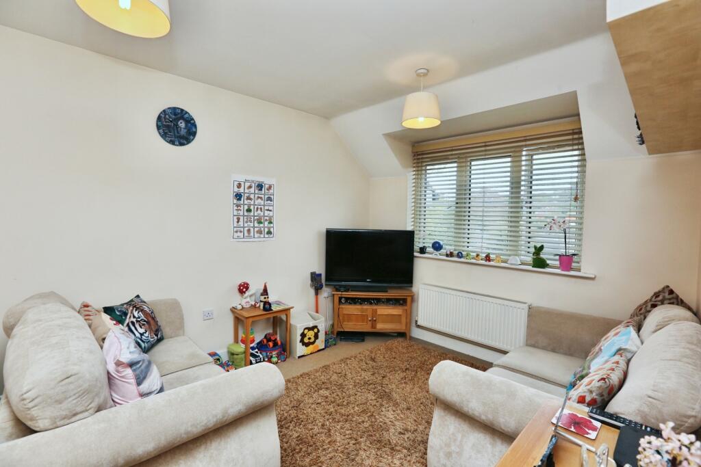 Allbrook Hill, Eastleigh, Hampshire, SO50 photo 4