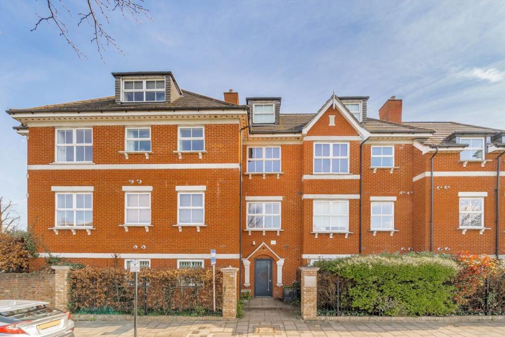 Main image of property: Daysbrook Road, Streatham