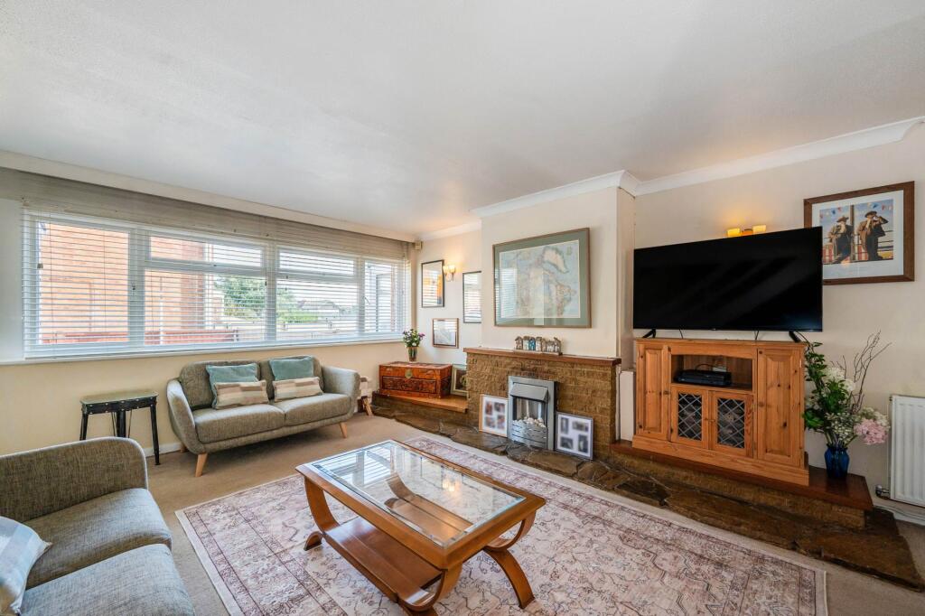 House in Chichester, East Wittering - More
