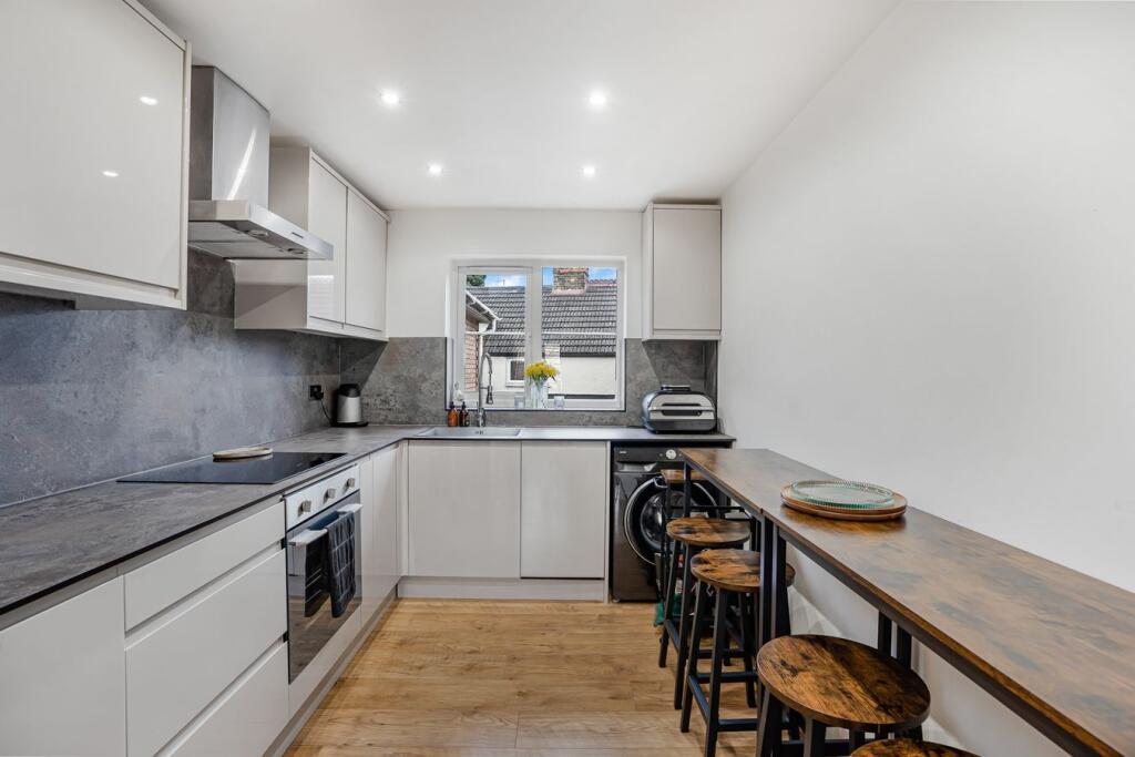 Main image of property: New Road, Bedfont, Feltham, TW14