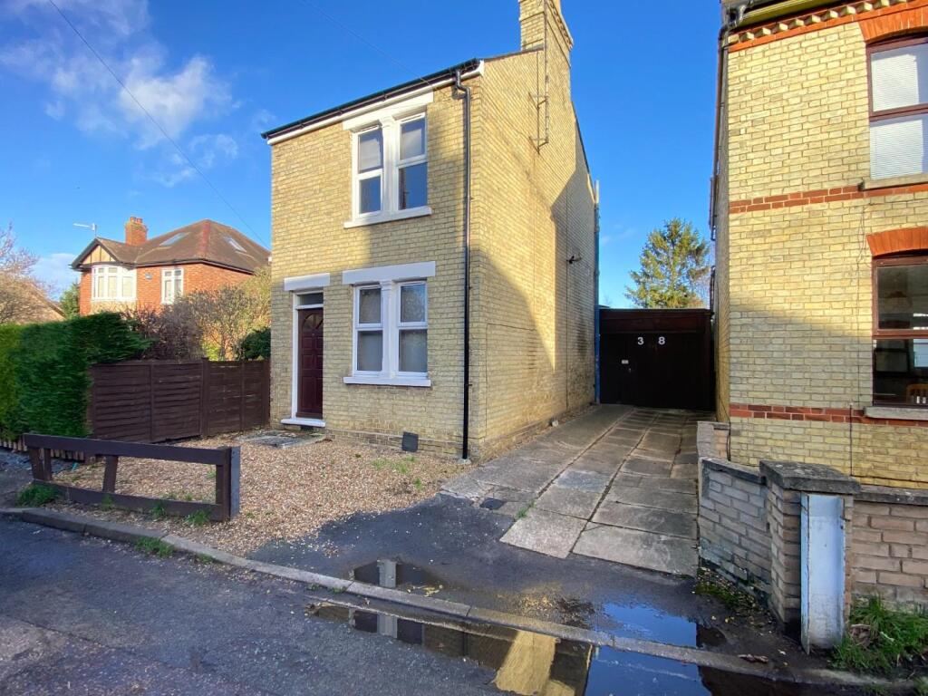 Main image of property: Saffron Road, Histon, Cambridge
