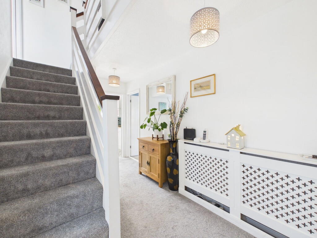 House in Swindon - View 4