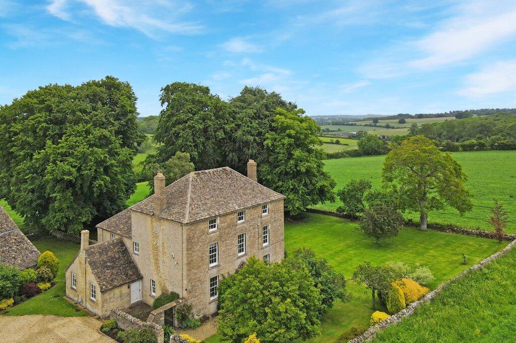 Main image of property: London Road, Northleach, Cheltenham, Gloucestershire, GL54