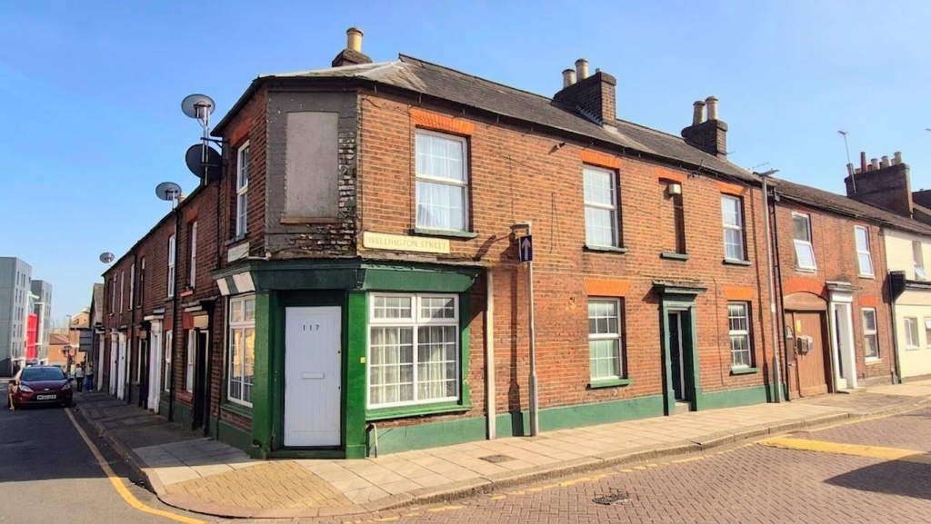 Main image of property: Wellington Street, Luton