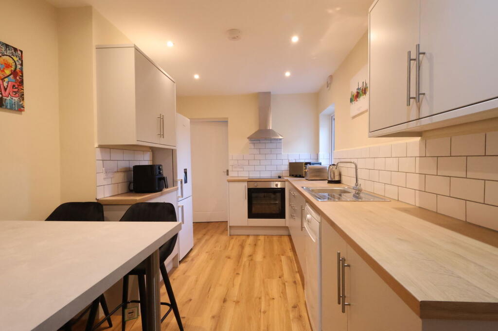 Main image of property: Room 1, St. Pauls Road