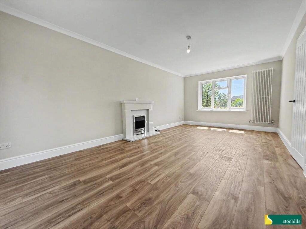 Wood Avens Close, West Hunsbury, Northampton - View 4