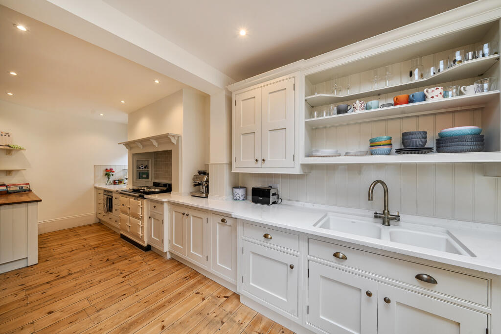 House in Watford - View 3