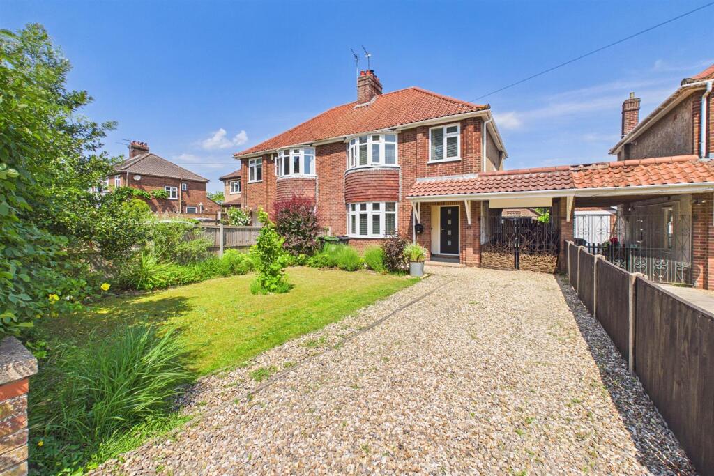 Main image of property: Dereham Road, New Costessey, Norwich