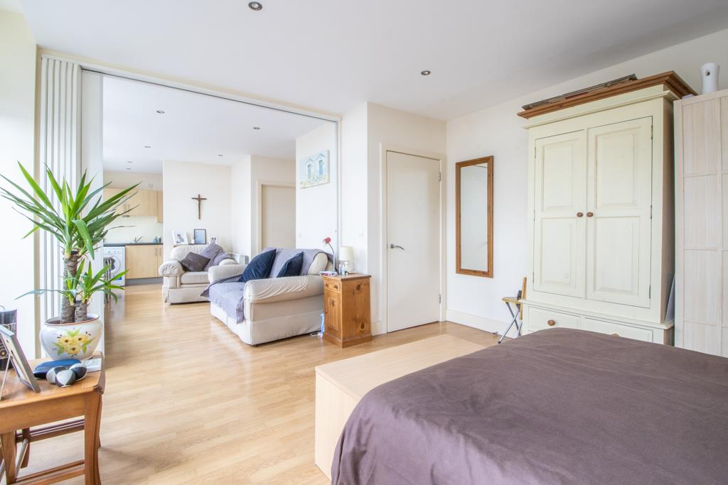 Main image of property: Skyline Plaza, Victoria Avenue, Southend-on-Sea