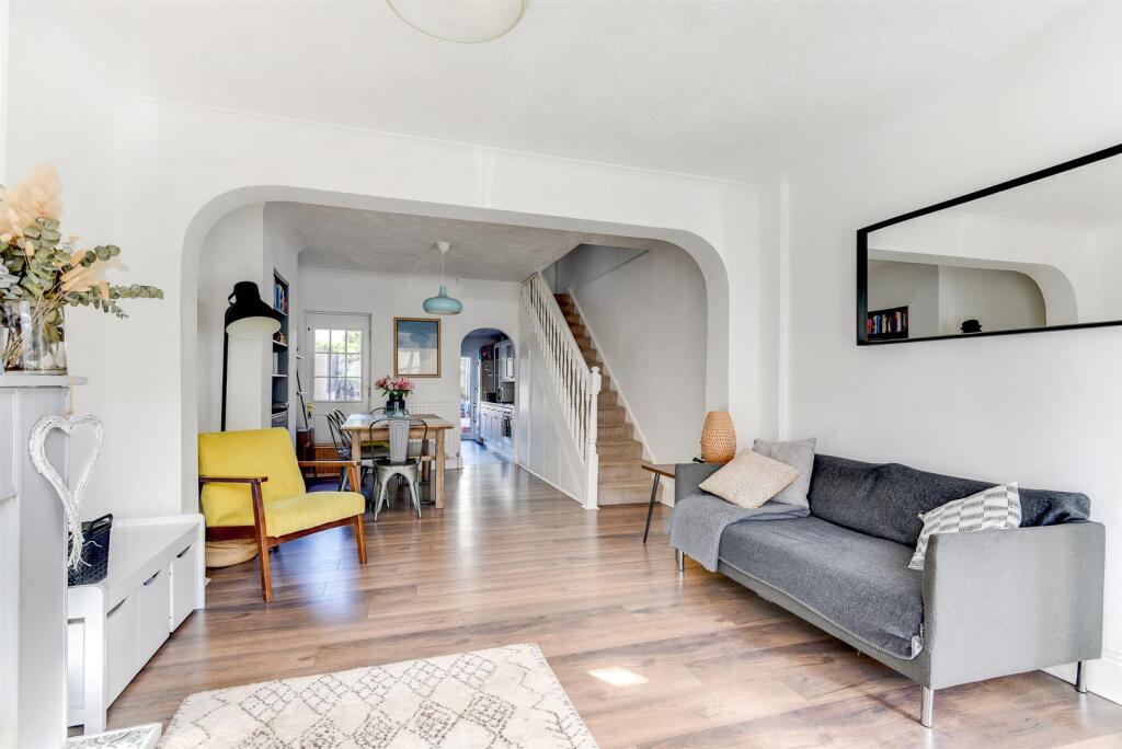Howard Street, Worthing photo 3