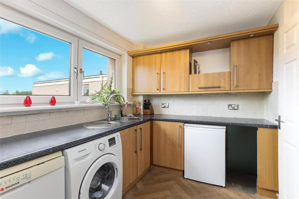 Apartment in Glasgow, South Lanarkshire - More
