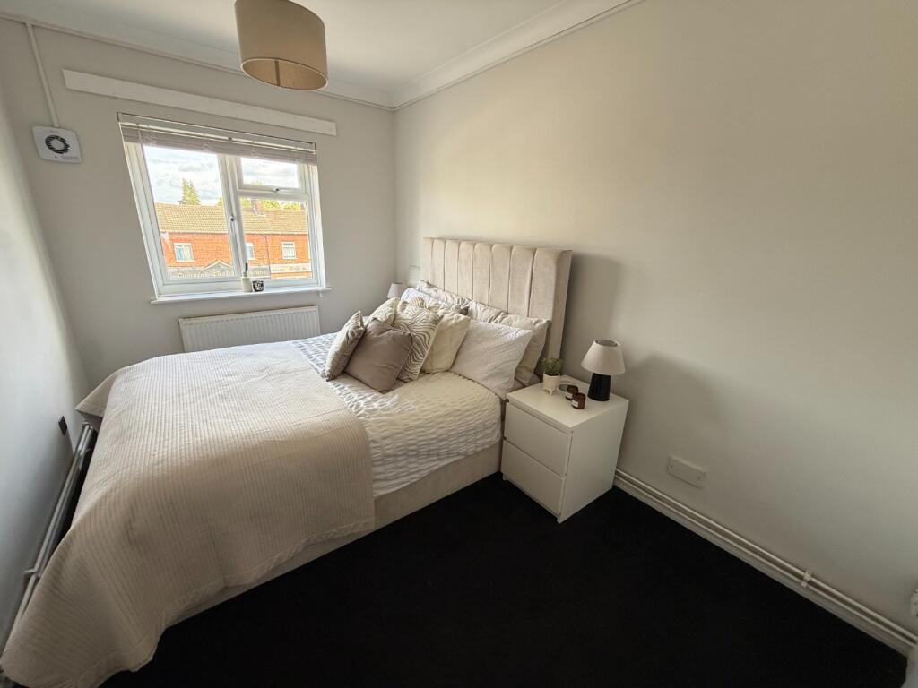 Apartment in Luton - View 4