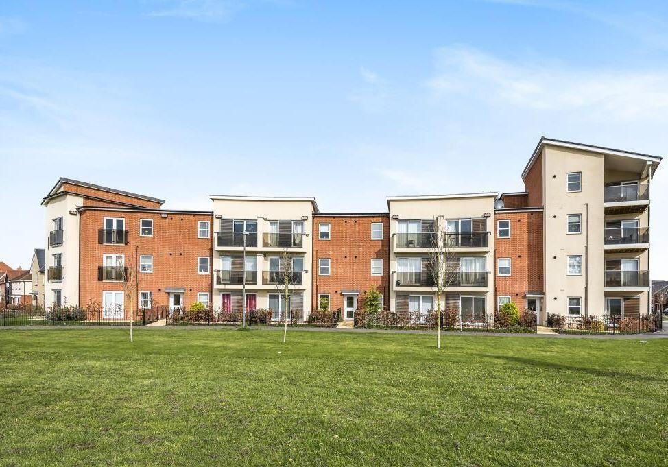 Main image of property: 29 Pondecroft, Aylesbury, Buckinghamshire, HP18 0FS