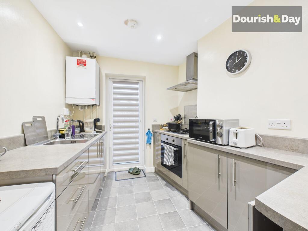 Shrewsbury Road, Market Drayton, TF9 photo 4