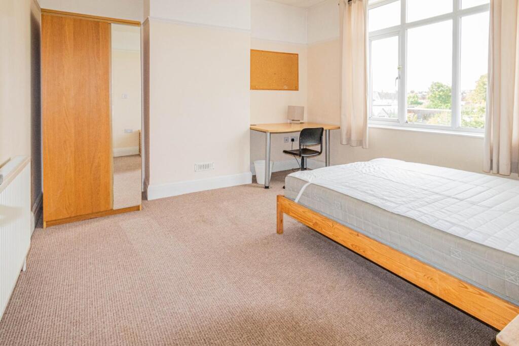 House in Bristol - View 5