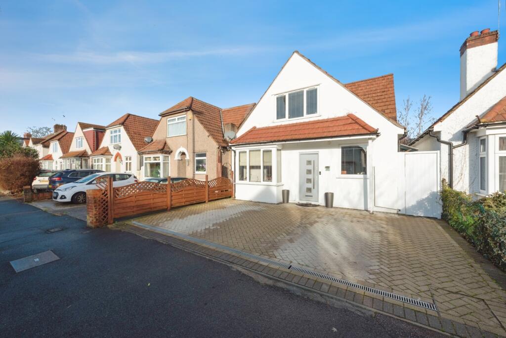 Main image of property: Park Avenue, Hounslow, TW3