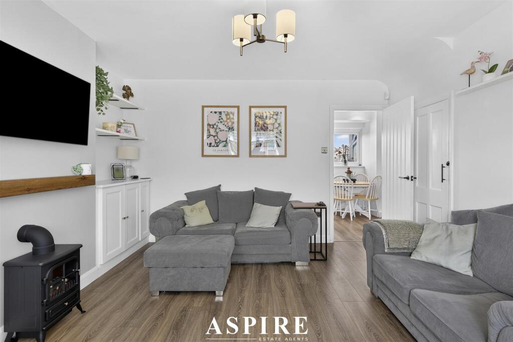 House in Rochford - View 4