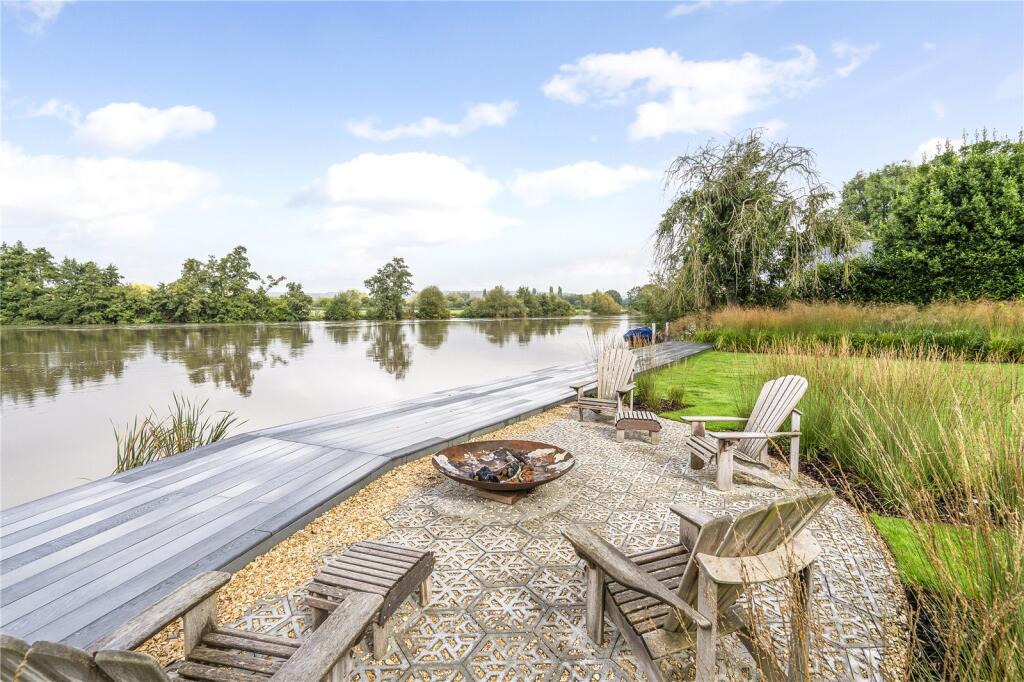 Stonehouse Lane, Cookham, Maidenhead, SL6 photo 2