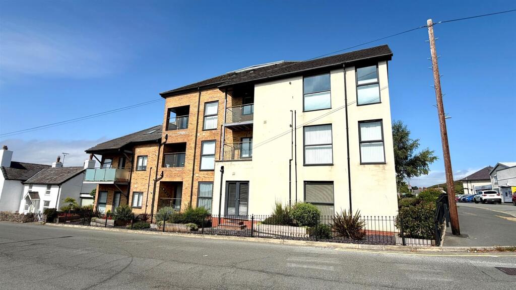 Main image of property: Bayview Apartments, Pentywyn Road, Deganwy