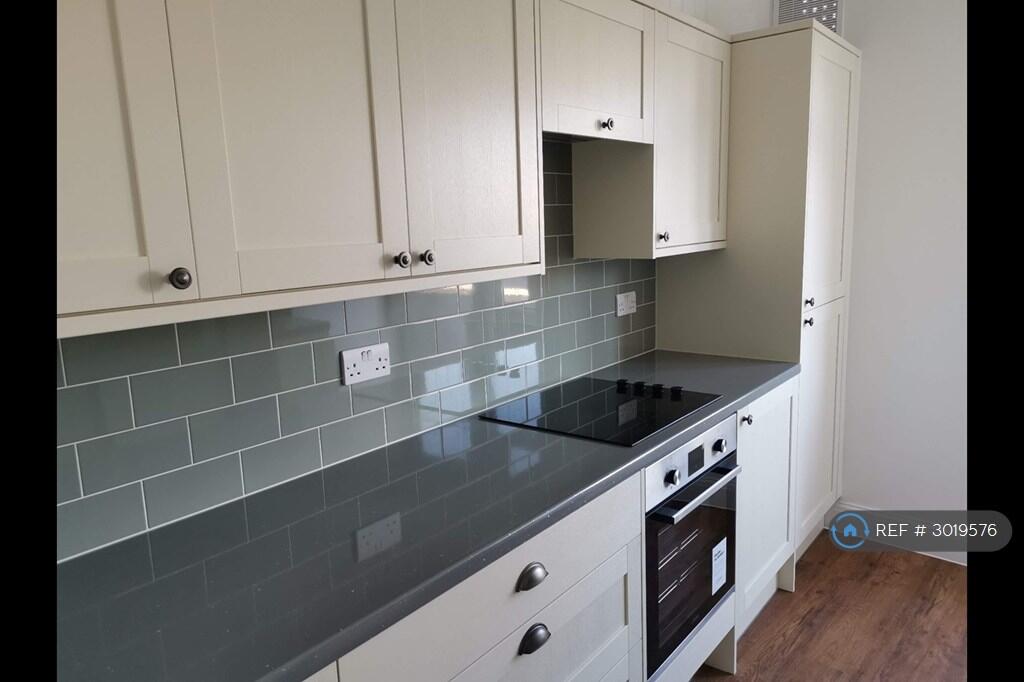 Apartment in Brighton - View 5